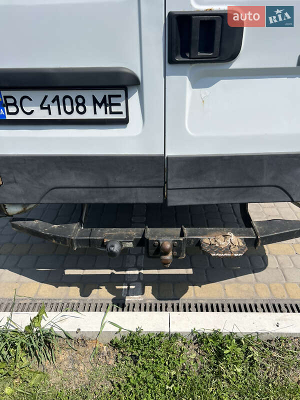 Вантажний фургон Iveco Daily 2013 в Шептицькому