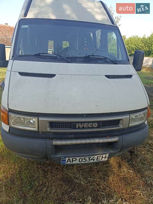 Інші автобуси Iveco Daily 2002 в Чернівцях