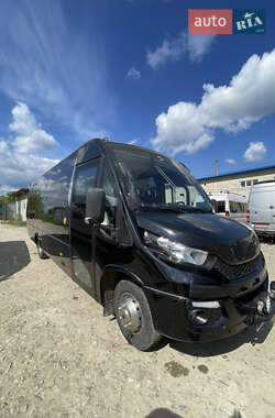 Туристический / Междугородний автобус Iveco Daily 2017 в 