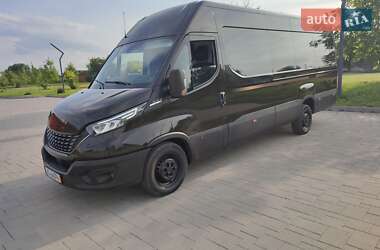 Грузовой фургон Iveco Daily 2021 в 