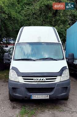 Грузовой фургон Iveco Daily 2007 в Черкассах