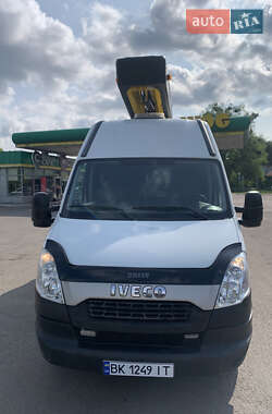 Автовышка Iveco Daily 2013 в Ровно