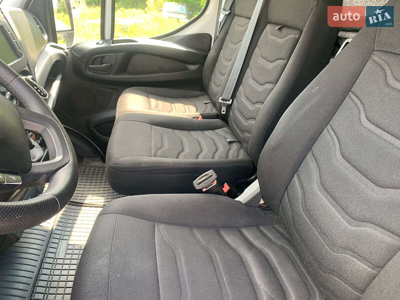 Автовоз Iveco Daily 2016 в Луцке