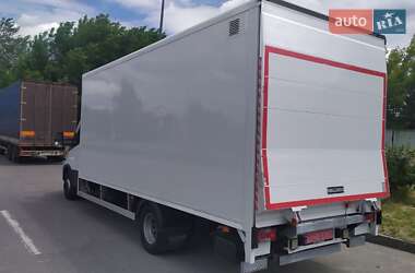 Грузовой фургон Iveco Daily 2020 в 