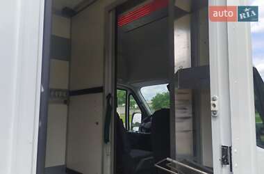 Грузовой фургон Iveco Daily 2020 в 