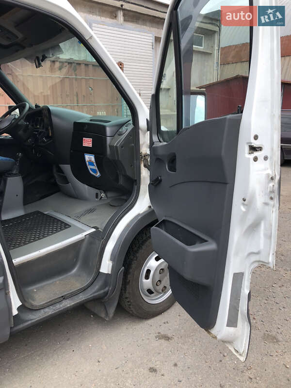 Микроавтобус Iveco Daily 2003 в Кременчуге