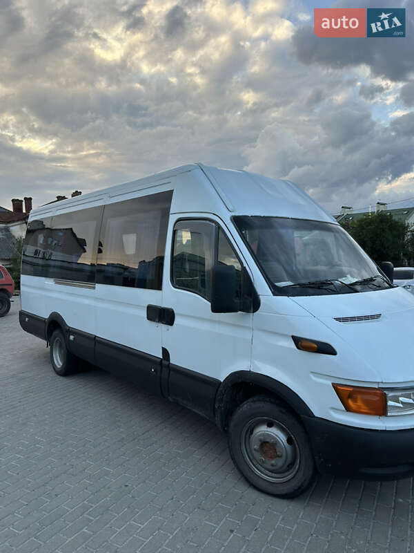 Мікроавтобус Iveco Daily 2003 в Львові
