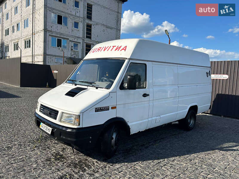 Лимузин Iveco Daily 1996 в Киеве