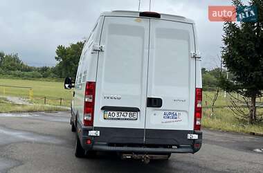 Грузовой фургон Iveco Daily 2012 в 