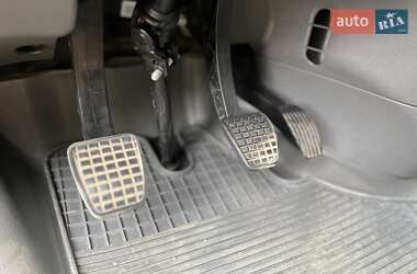 Грузовой фургон Iveco Daily 2012 в 