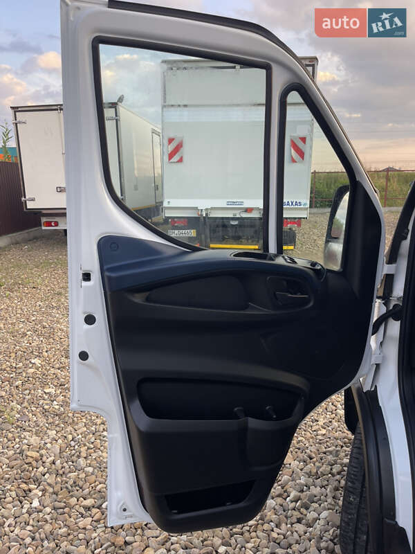 Грузовой фургон Iveco Daily 2020 в Львове