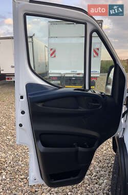 Грузовой фургон Iveco Daily 2020 в 