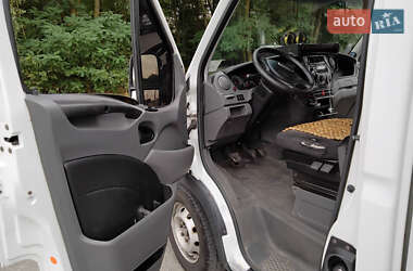 Грузовой фургон Iveco Daily 2014 в 