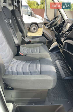 Грузовой фургон Iveco Daily 2020 в 