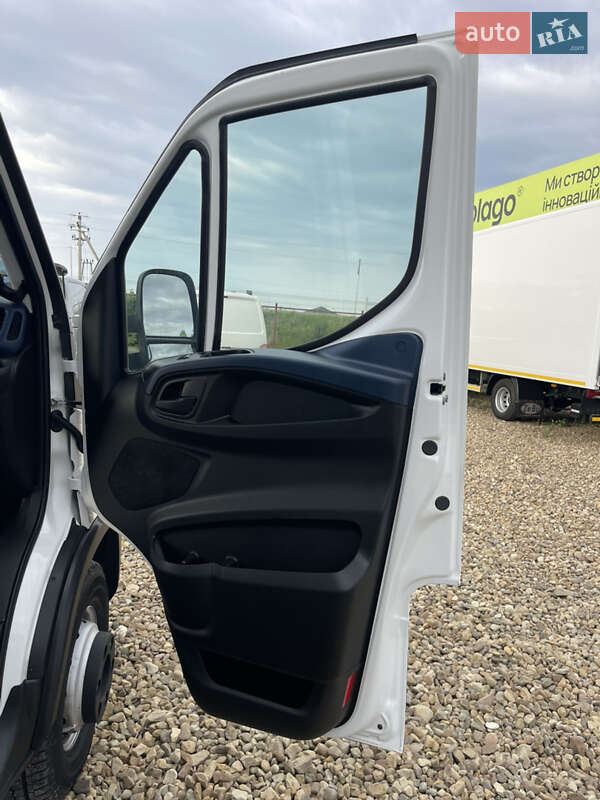 Грузовой фургон Iveco Daily 2019 в Львове
