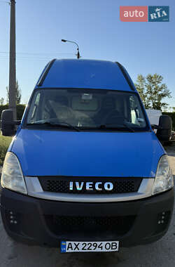 Вантажний фургон Iveco Daily 2010 в Харкові