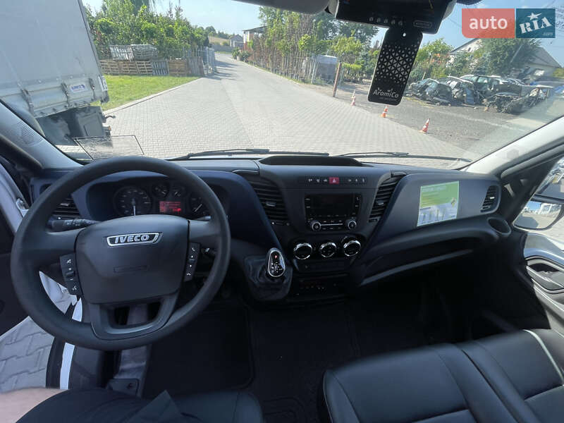 Грузовой фургон Iveco Daily 2018 в Луцке
