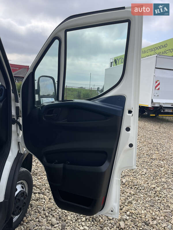 Грузовой фургон Iveco Daily 2020 в Львове