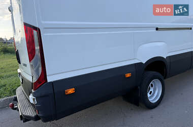 Вантажний фургон Iveco Daily 2016 в 