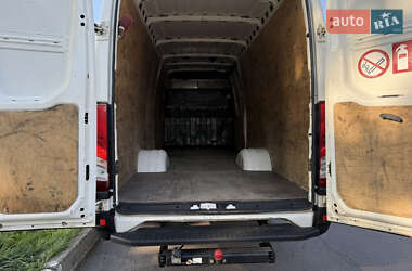 Вантажний фургон Iveco Daily 2016 в 