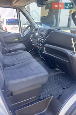 Грузовой фургон Iveco Daily 2016 в 