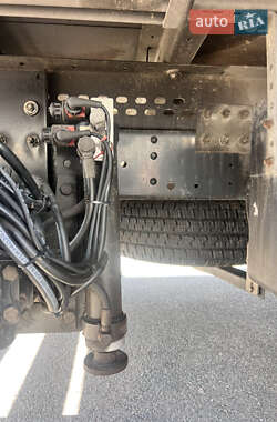 Грузовой фургон Iveco Daily 2016 в 