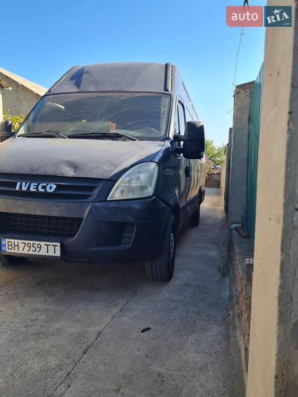 Грузовой фургон Iveco Daily 2007 в Одессе
