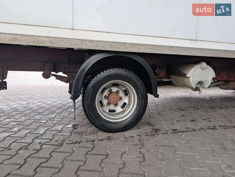 Грузовой фургон Iveco Daily 2005 в Ровно