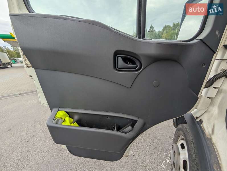 Грузовой фургон Iveco Daily 2005 в Ровно