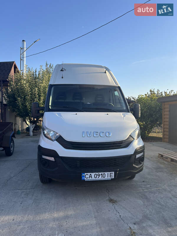 Грузовой фургон Iveco Daily 2019 в 