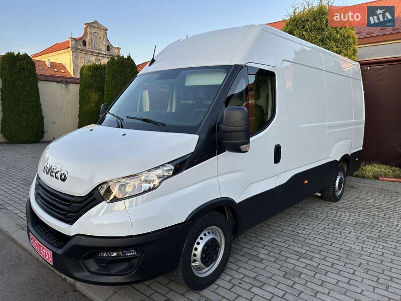 Грузовой фургон Iveco Daily 2023 в Рава-Русской