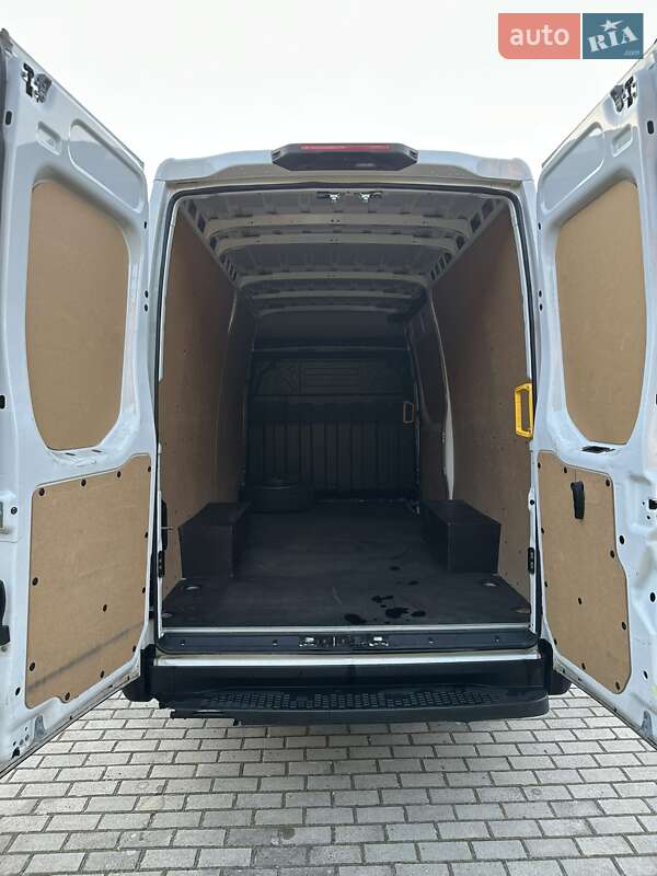 Грузовой фургон Iveco Daily 2023 в Рава-Русской