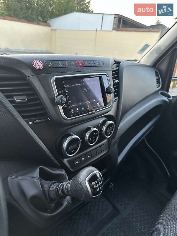 Грузовой фургон Iveco Daily 2023 в Рава-Русской