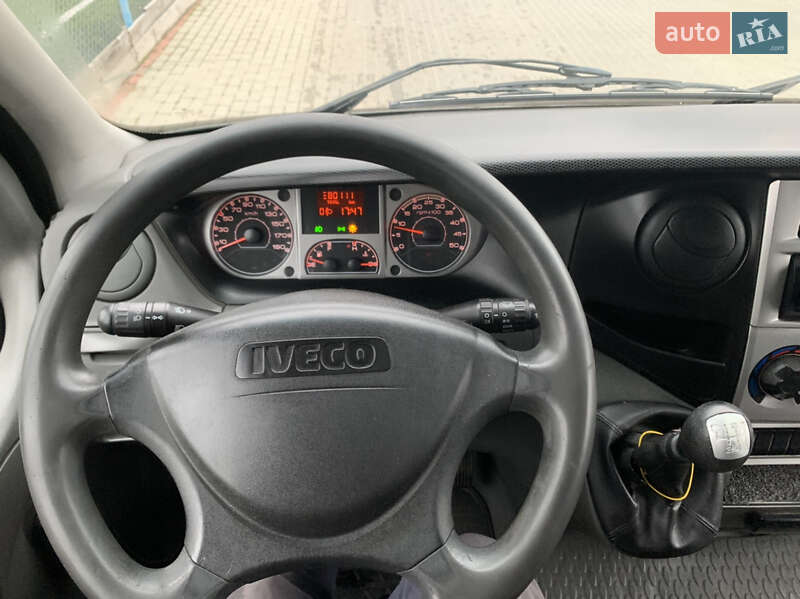 Микроавтобус грузовой (до 3,5т) Iveco Daily 2011 в Львове