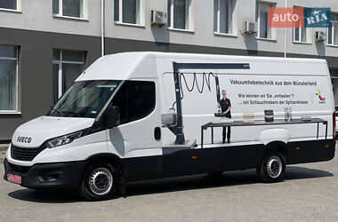 Грузовой фургон Iveco Daily 2020 в 