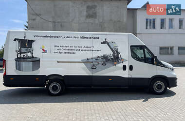 Грузовой фургон Iveco Daily 2020 в 