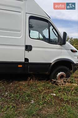 Грузовой фургон Iveco Daily 2001 в 