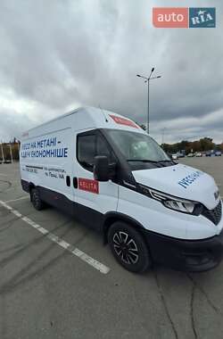 Грузовой фургон Iveco Daily 2019 в 