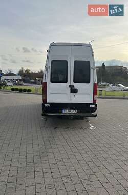 Грузовой фургон Iveco Daily 2003 в  фото 6 Грузовой фургон Iveco Daily 2003 в
