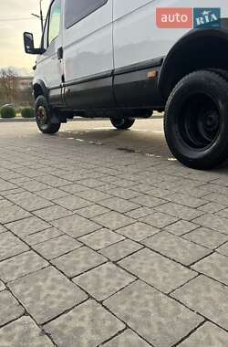 Грузовой фургон Iveco Daily 2003 в  фото 9 Грузовой фургон Iveco Daily 2003 в
