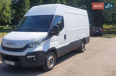 Грузовой фургон Iveco Daily 2017 в 
