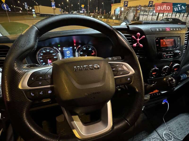 Автовоз Iveco Daily 2019 в Самборе