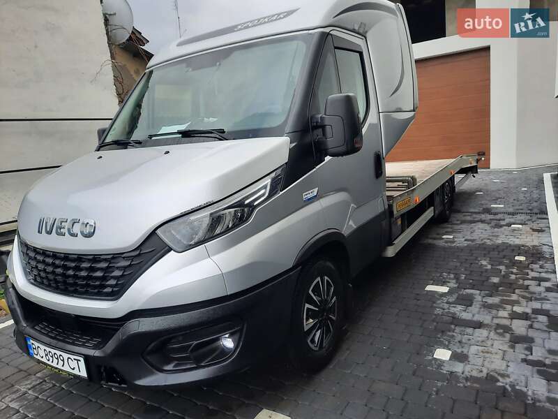Автовоз Iveco Daily 2019 в Самборе