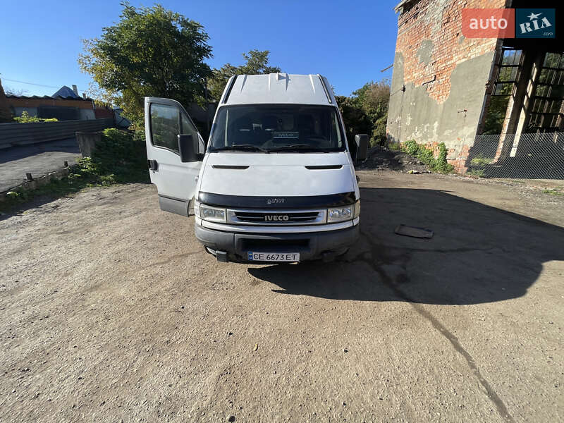 Вантажний фургон Iveco Daily 2006 в Чернівцях фото Вантажний фургон Iveco Daily 2006 в Чернівцях