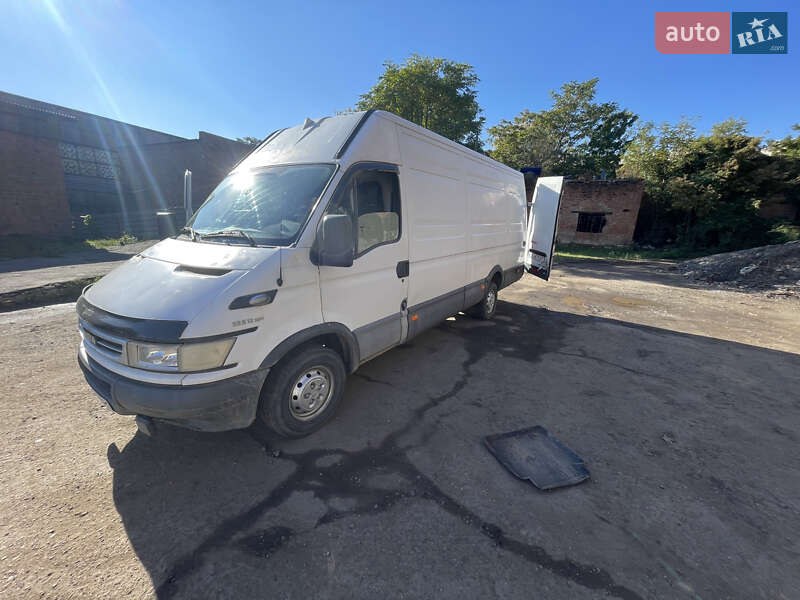Вантажний фургон Iveco Daily 2006 в Чернівцях фото 4 Вантажний фургон Iveco Daily 2006 в Чернівцях