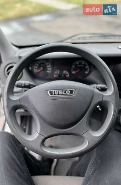 Вантажний фургон Iveco Daily 2012 в 