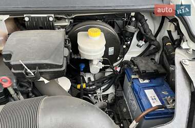 Вантажний фургон Iveco Daily 2012 в 