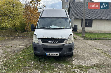 Грузовой фургон Iveco Daily 2011 в Брошневе-Осаде
