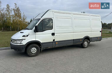 Вантажний фургон Iveco Daily 2005 в Львові