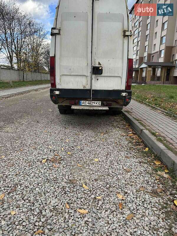 Грузовой фургон Iveco Daily 2004 в Ивано-Франковске